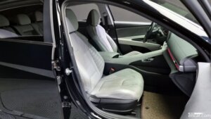 Hyundai AVANTE 1.6 2021 года из Южной Кореи