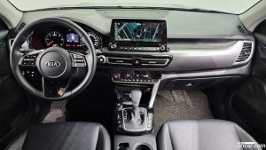 Kia Seltos Дизель 1.6 2WD 2022 года из Южной Кореи