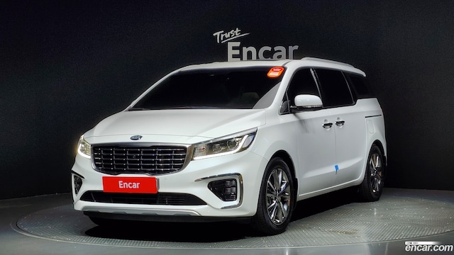 Kia Carnival 9-Seater Noblesse Special 2019 года из Кореи