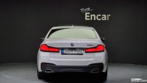 BMW 5-Series 520i M Sport 2022 года из Южной Кореи