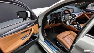 BMW 5-Series 520i M Sport 2022 года из Южной Кореи