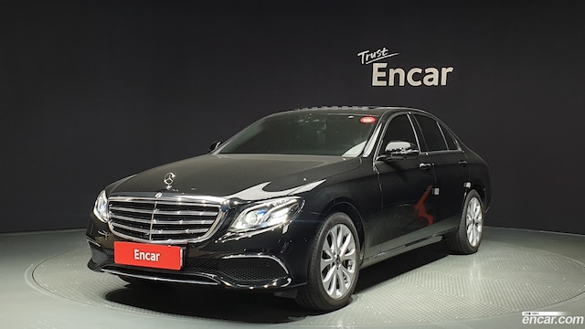 Mercedes-Benz E-Class E300 Exclusive 2019 года из Кореи