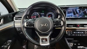 Kia K5 2.0 2020 года из Южной Кореи