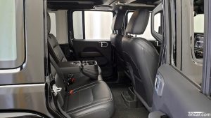 Jeep Wrangler 2.0 Overland Unlimited Top 4Door 2021 года из Южной Кореи