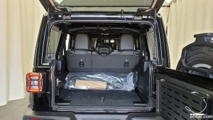 Jeep Wrangler 2.0 Overland Unlimited Top 4Door 2021 года из Южной Кореи