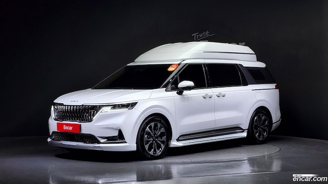 Kia Carnival Бензин 7-Seater HI-Limousine 2022 года из Кореи