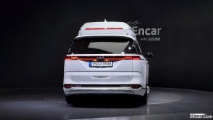 Kia Carnival Бензин 7-Seater HI-Limousine 2022 года из Южной Кореи