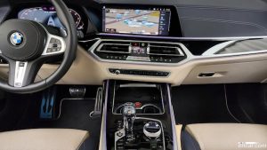 BMW X7 M50i 2021 года из Южной Кореи