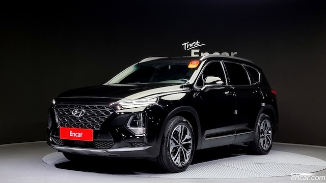 Hyundai Santafe Бензин 2.0T 2WD 2019 года из Кореи