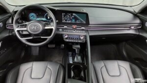 Hyundai AVANTE 1.6 2021 года из Южной Кореи