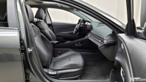 Hyundai AVANTE 1.6 2021 года из Южной Кореи