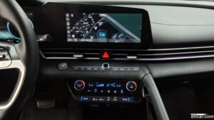 Hyundai AVANTE 1.6 2021 года из Южной Кореи