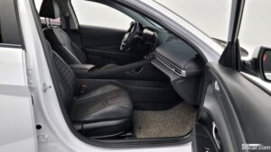 Hyundai AVANTE 1.6 2021 года из Южной Кореи