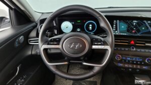 Hyundai AVANTE 1.6 2021 года из Южной Кореи