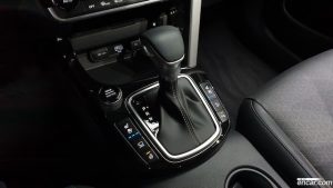 Kia Seltos Бензин 1.6 Turbo 2WD 2022 года из Южной Кореи