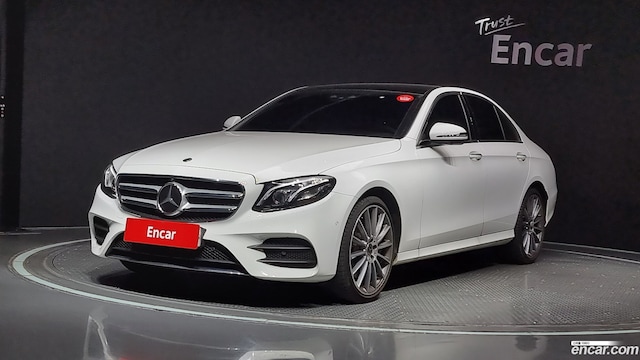 Mercedes-Benz E-Class E350 4MATIC AMG Line 2019 года из Кореи