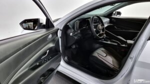 Hyundai AVANTE 1.6 2023 года из Южной Кореи