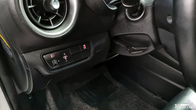 33376508_018.jpg Kia K3 Luxury 2019 года из Южной Кореи