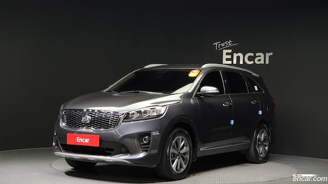 Kia Sorento Дизель 2.0 2WD 2019 года из Кореи