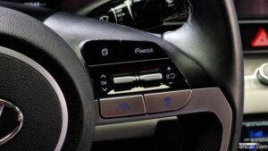 Hyundai AVANTE 1.6 2021 года из Южной Кореи