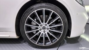 Mercedes-Benz S-Class S350 d 4MATIC AMG Line 2020 года из Южной Кореи