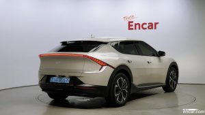 Kia EV6 Long Range 2022 года из Южной Кореи