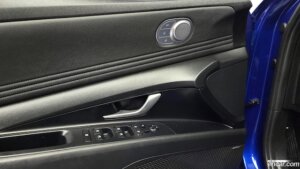 Hyundai AVANTE 1.6 2021 года из Южной Кореи