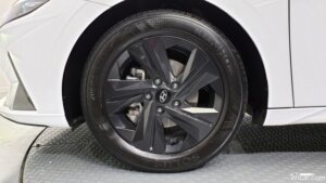 Hyundai AVANTE 1.6 2021 года из Южной Кореи