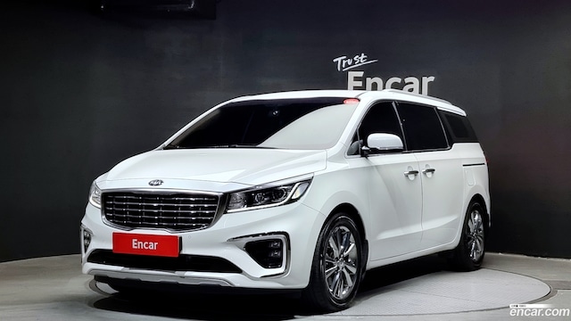 Kia Carnival 7-Seater Limousine 2019 года из Кореи
