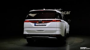 Kia Carnival 9-Seater Prestige 2022 года из Южной Кореи