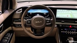 Kia Carnival 9-Seater Prestige 2022 года из Южной Кореи