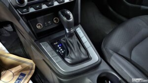 Hyundai AVANTE 1.6 2020 года из Южной Кореи