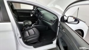 Hyundai AVANTE 1.6 2020 года из Южной Кореи