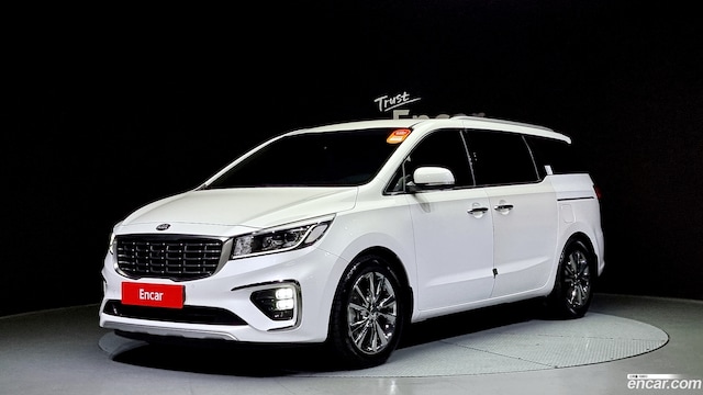 Kia Carnival 9-Seater Noblesse Special 2019 года из Кореи
