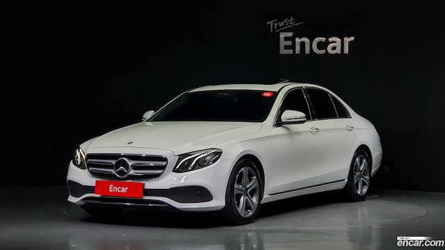 Mercedes-Benz E-Class E300 Avantgarde 2019 года из Кореи