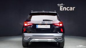 Kia Seltos Бензин 1.6 Turbo 2WD 2021 года из Южной Кореи