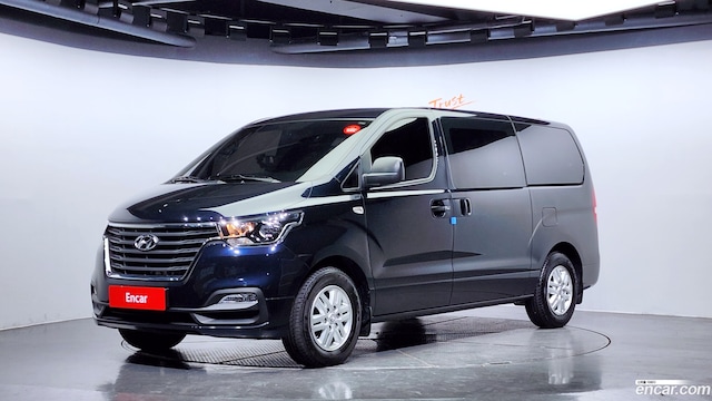 Hyundai Starex Facelift 3Door 2021 года из Кореи