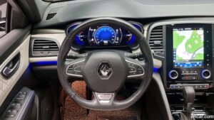 Renault-Korea(Samsung) SM6 2.0 GDe Premiere 2020 года из Южной Кореи