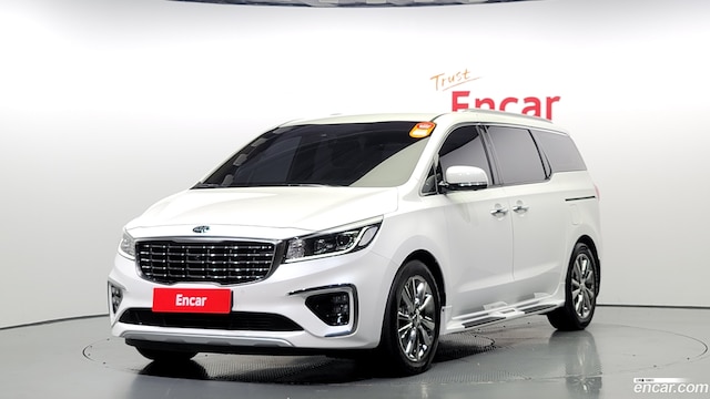 Kia Carnival 9-Seater Noblesse Special 2019 года из Кореи