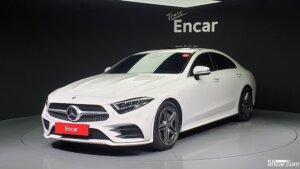 Mercedes-Benz CLS-Class CLS300d AMG Line 2020 года из Южной Кореи