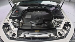 Mercedes-Benz CLS-Class CLS300d AMG Line 2020 года из Южной Кореи