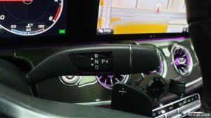 Mercedes-Benz CLS-Class CLS300d AMG Line 2020 года из Южной Кореи