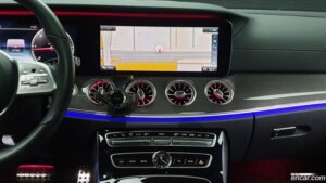 Mercedes-Benz CLS-Class CLS300d AMG Line 2020 года из Южной Кореи