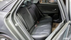 Hyundai AVANTE 1.6 2021 года из Южной Кореи