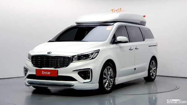 Kia Carnival Hi Limousine