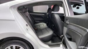 Hyundai AVANTE 1.6 2020 года из Южной Кореи