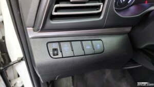 Hyundai AVANTE 1.6 2020 года из Южной Кореи