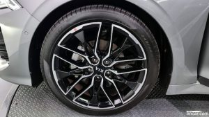 Kia K5 1.6 Turbo 2020 года из Южной Кореи