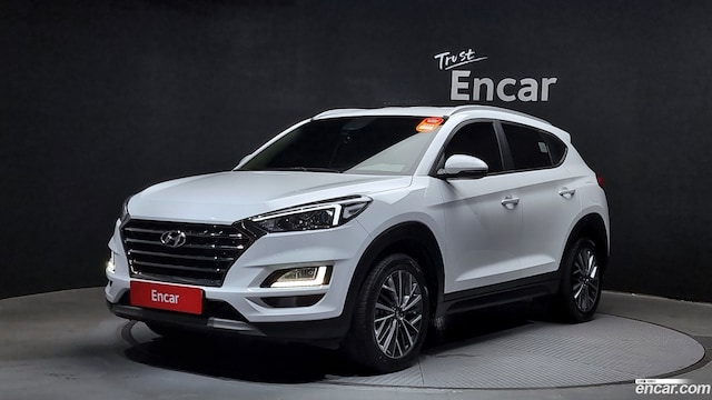 Hyundai Tucson Дизель 2.0 4WD 2019 года из Кореи