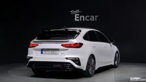 Kia K3 1.6 Turbo GT 5Door 2022 года из Южной Кореи